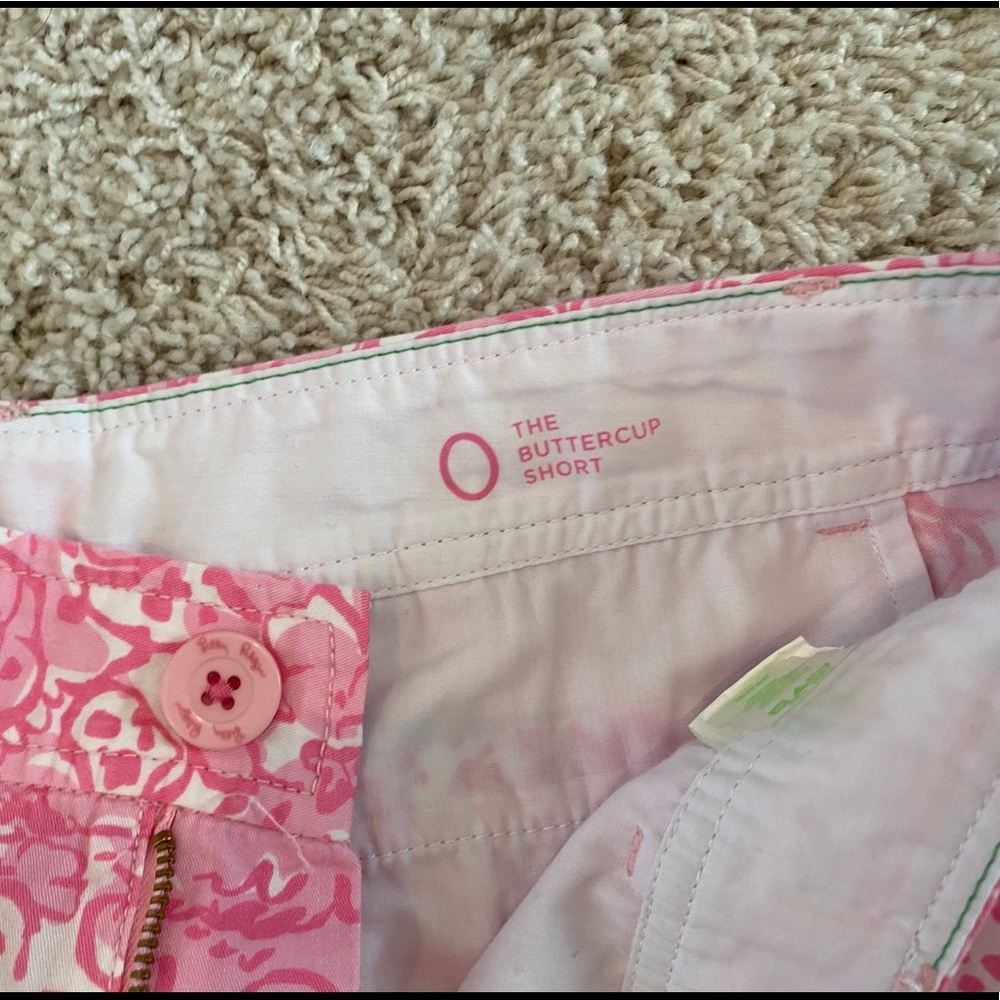 Lily pulitzer Buttercup shorts - Picture 4 of 4